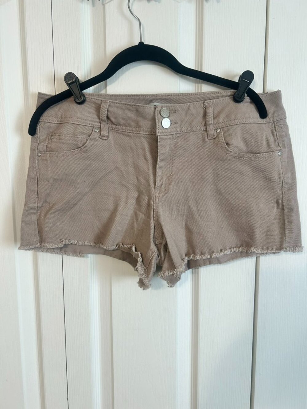 Refuge Womens Size 12 Taupe Denim Shorts Raw Hem Stretch Cutoff